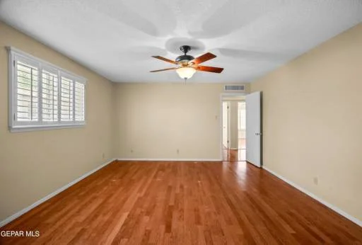 10225 WOODWAY Drive 36