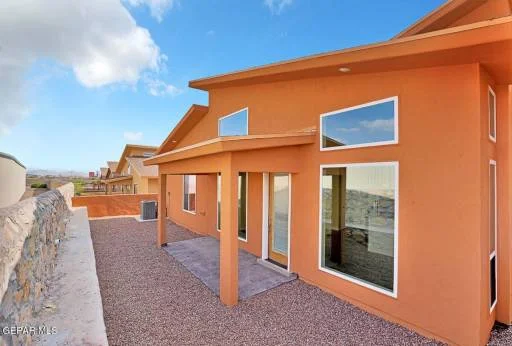 1031 VINTON Avenue 29 9