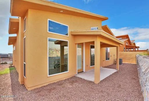 1031 VINTON Avenue 30 30