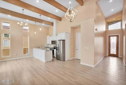 1031 VINTON Avenue 30 10