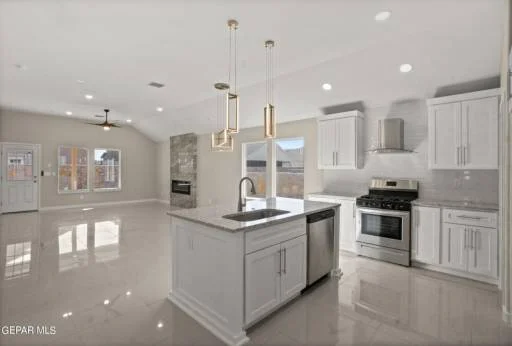 1032 Indigo Sky Street 12