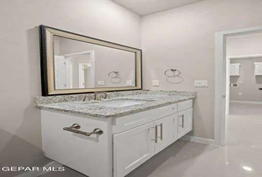 1032 Indigo Sky Street 13