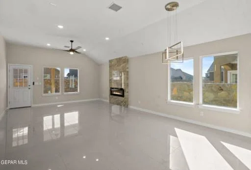 1032 Indigo Sky Street 21