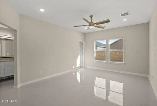 1032 Indigo Sky Street 28