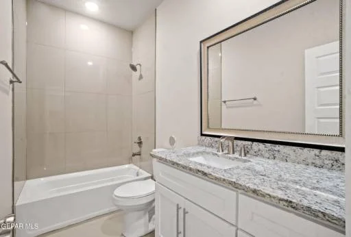 1032 Indigo Sky Street 10
