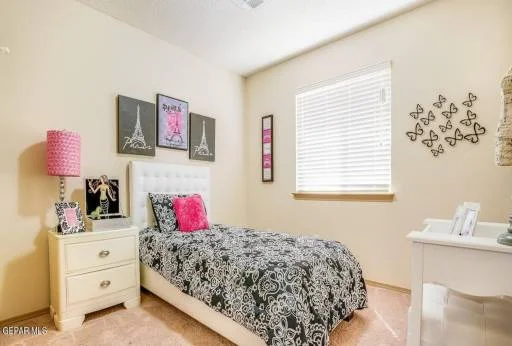 1037 Rebeca Way 25