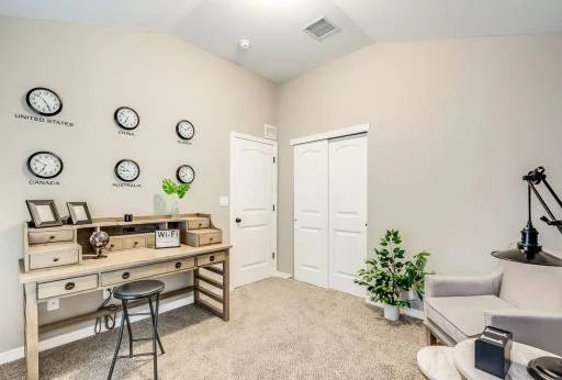 1046 Rebeca Way 8
