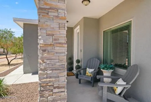 1060 Gobaith Court 8