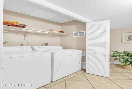 10604 Kinross Avenue D 21