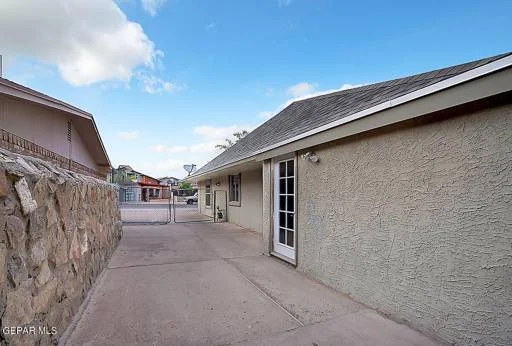 10672 CARDIGAN Drive 25
