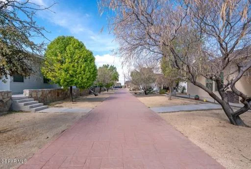 1068 Lootus Court 3
