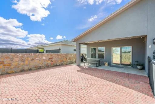 1068 Lootus Court 30