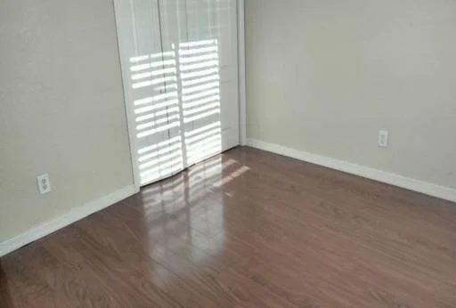 10719 Alameda 16