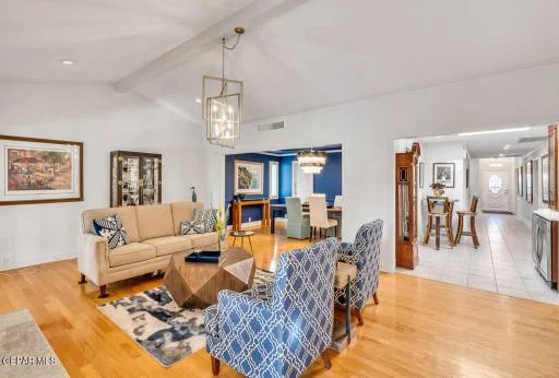 1077 LOS JARDINES Circle 41