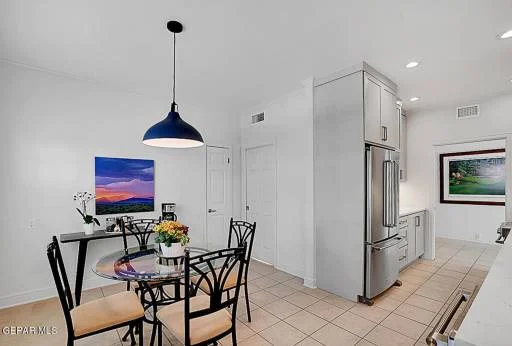 1077 LOS JARDINES Circle 52