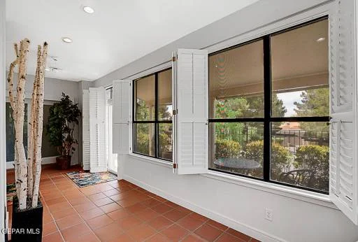 1077 LOS JARDINES Circle 58