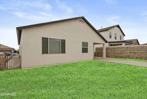 108 N Manzanita Drive 34