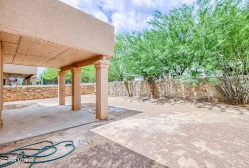 10817 Walden Pond Street 15