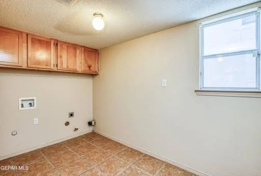 10817 Walden Pond Street 45