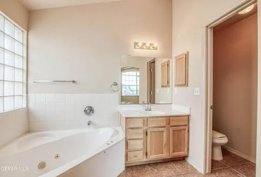 10817 Walden Pond Street 70