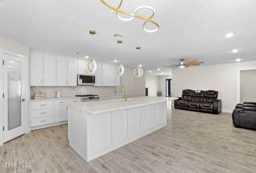 10910 Donna Marie Drive 8