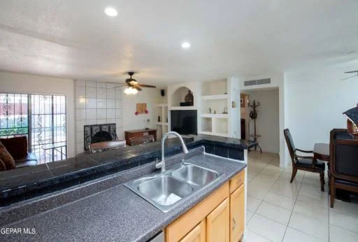10921 Tom Weiskopf Drive 4
