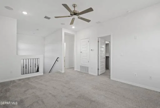 1099 Bronze Hill Avenue 12