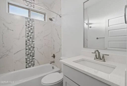 1099 Bronze Hill Avenue 23