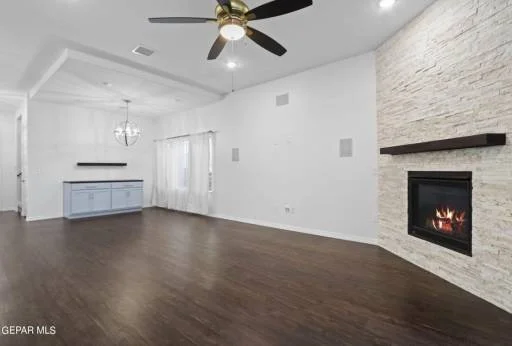 1099 Bronze Hill Avenue 35