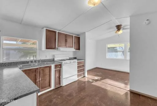 11124 Montana Ave 215 2