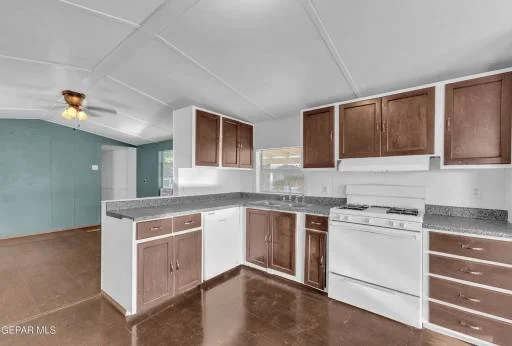 11124 Montana Ave 215 3