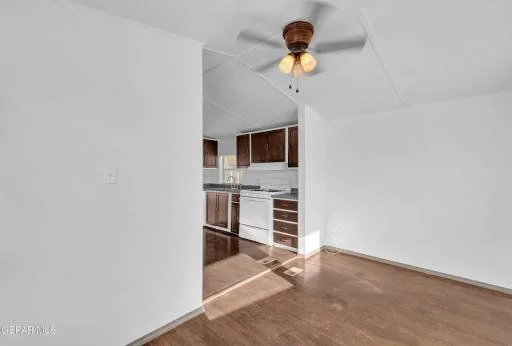 11124 Montana Ave 215 27