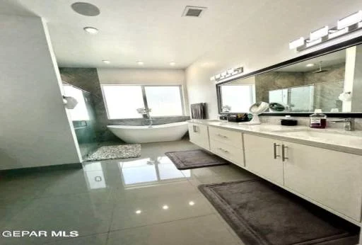 321 RIO PINSAQUI Court 38