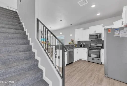 1119 NICKEL HILL Avenue 24