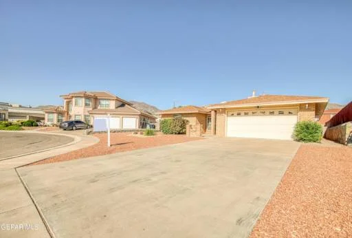 11217 Antonio Santos Way 33