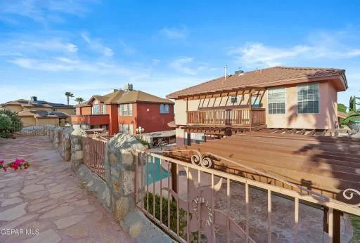 11227 LOMA ISLA 44