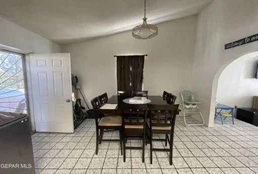 11448 Van Nuys Drive 4