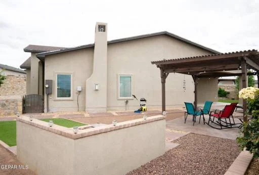 116 VIA ROJAS Drive 16