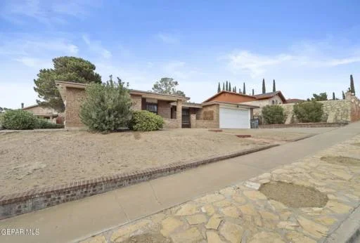11621 Sheila Drive 3