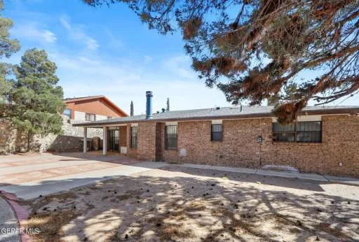 11621 Sheila Drive 27
