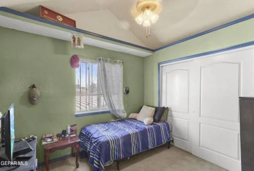 11861 REGAL BANNER Lane 12