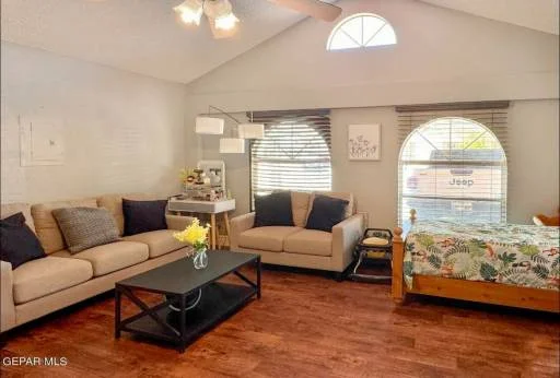 11769 Queens Garden Cir Circle 8