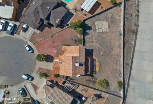 1233 VELMA MILES Place 31
