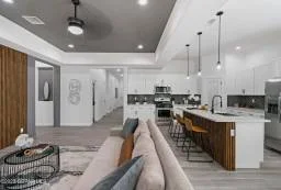 Cover Home 6