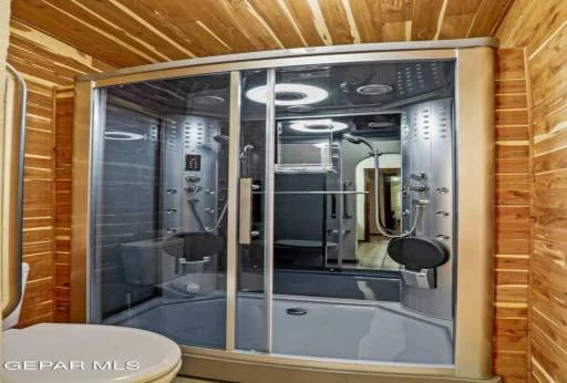 124 Laura Gale Drive 32