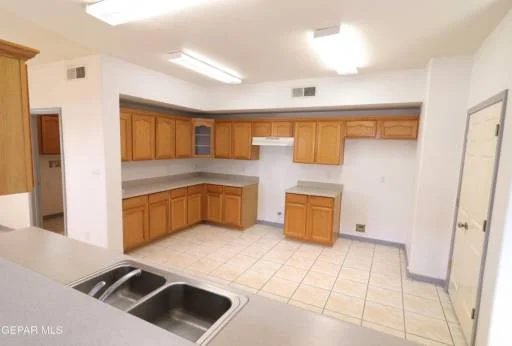 12409 TIERRA LAUREL Drive 13