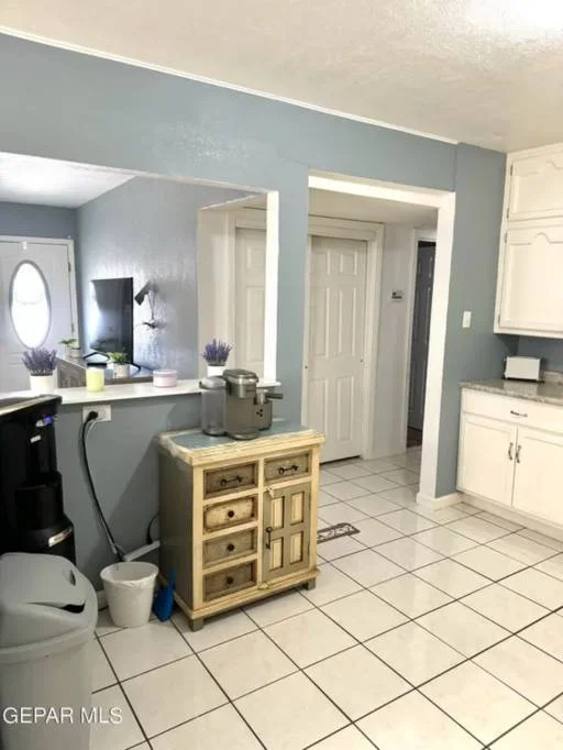1200 Hunter Drive 11