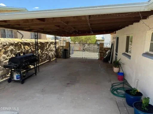 1200 Hunter Drive 25