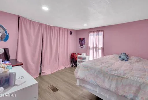 1244 SAN ANGEL 27