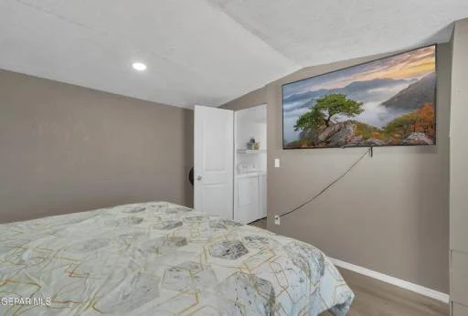 1244 SAN ANGEL 6